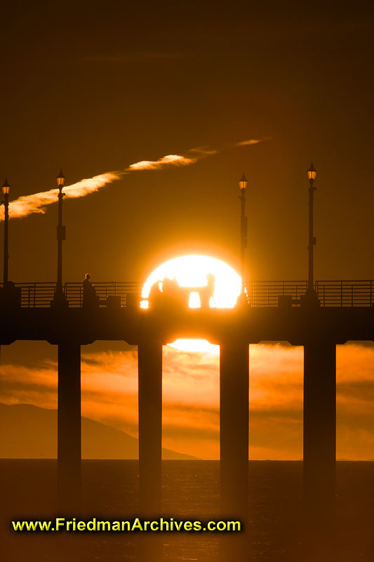 sunset,pier,large,giant,sunrise,scenic,600mm,silhouette,